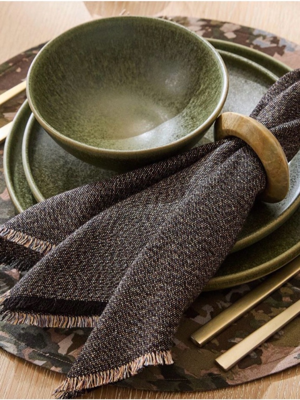 West Elm Niran Napkin Sets Black and Cream Set of 4